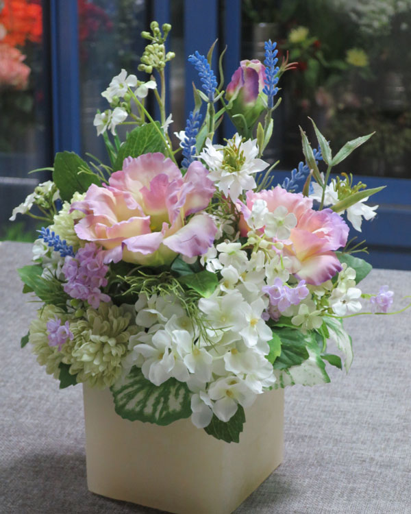 artifcial flower